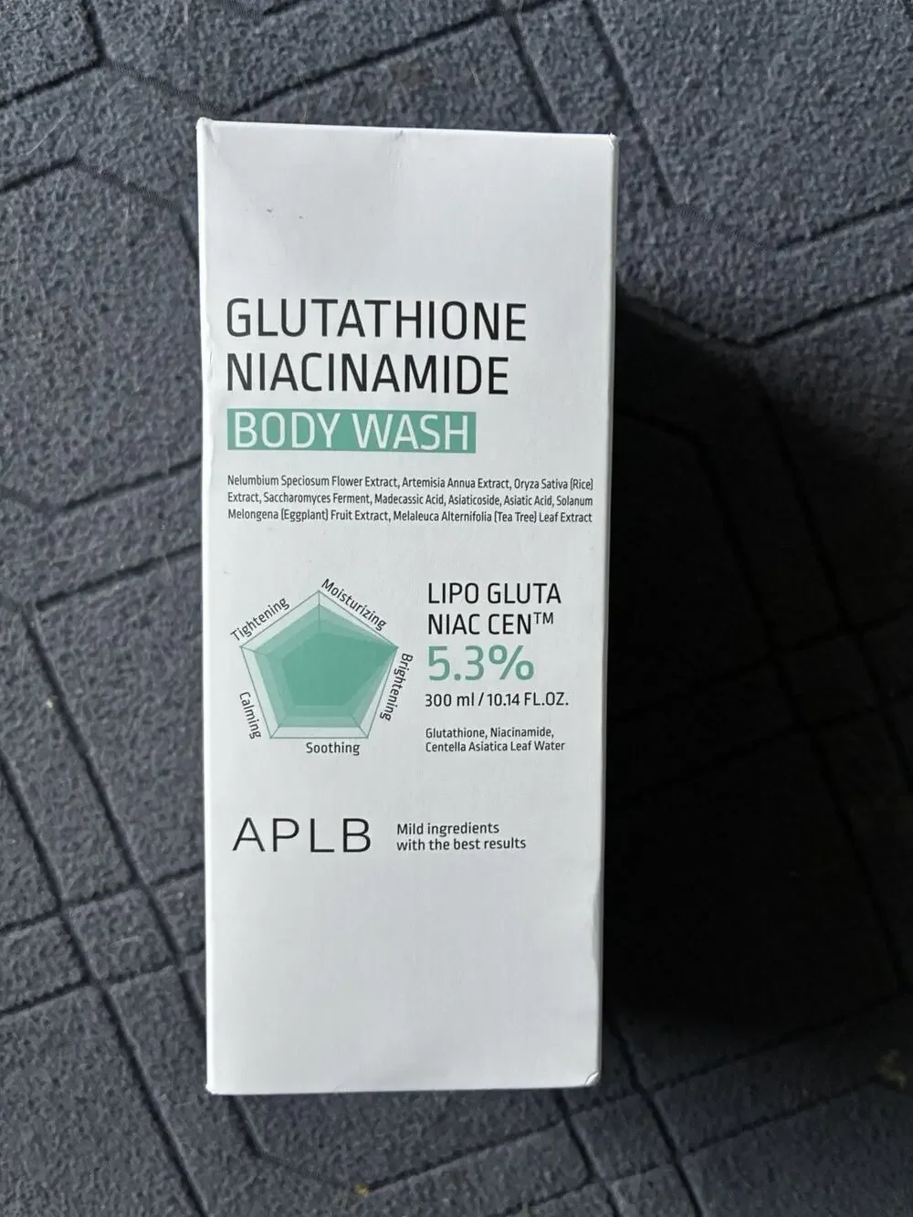 APLB Glutathione Niacinamide Body Wash 300ml / 10.14 fl.oz, EP 07/07/2028